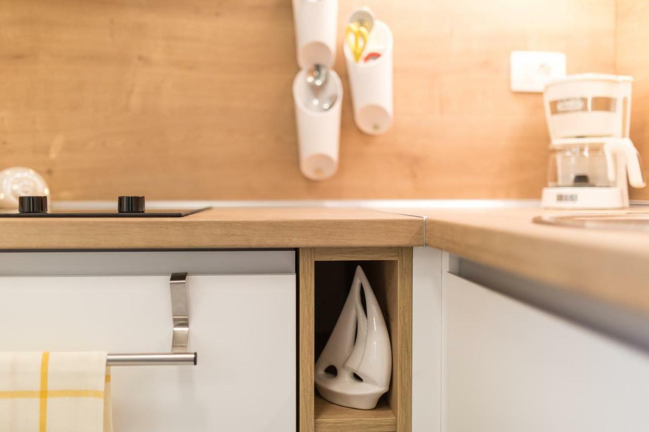 Studio Apartment Lucija 크르크 외부 사진